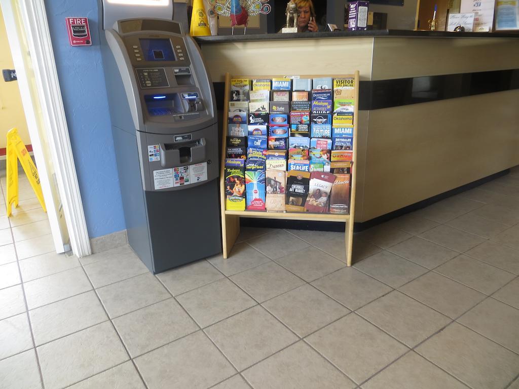 Days Inn Pryor Creek Экстерьер фото